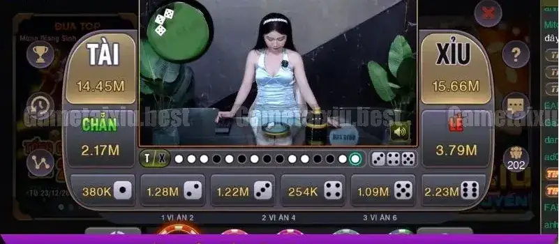 tai xiu livestream vs truyen thong 68b2664ab3506